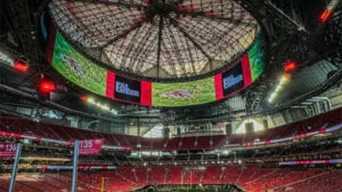 滕哈赫谈换下林德洛夫决定：以防为主，评估损伤程度