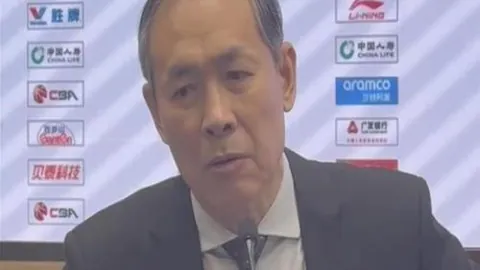 武磊关键助攻，上海海港以5-0大胜津门虎，再夺中超桂冠